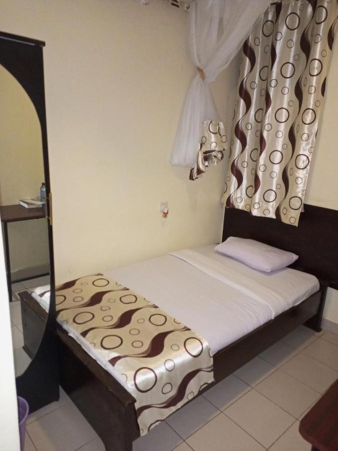 Beach View Hotel - Kisumu Bagian luar foto
