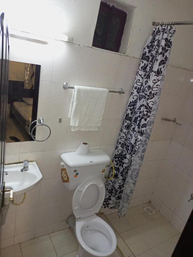 Beach View Hotel - Kisumu Bagian luar foto