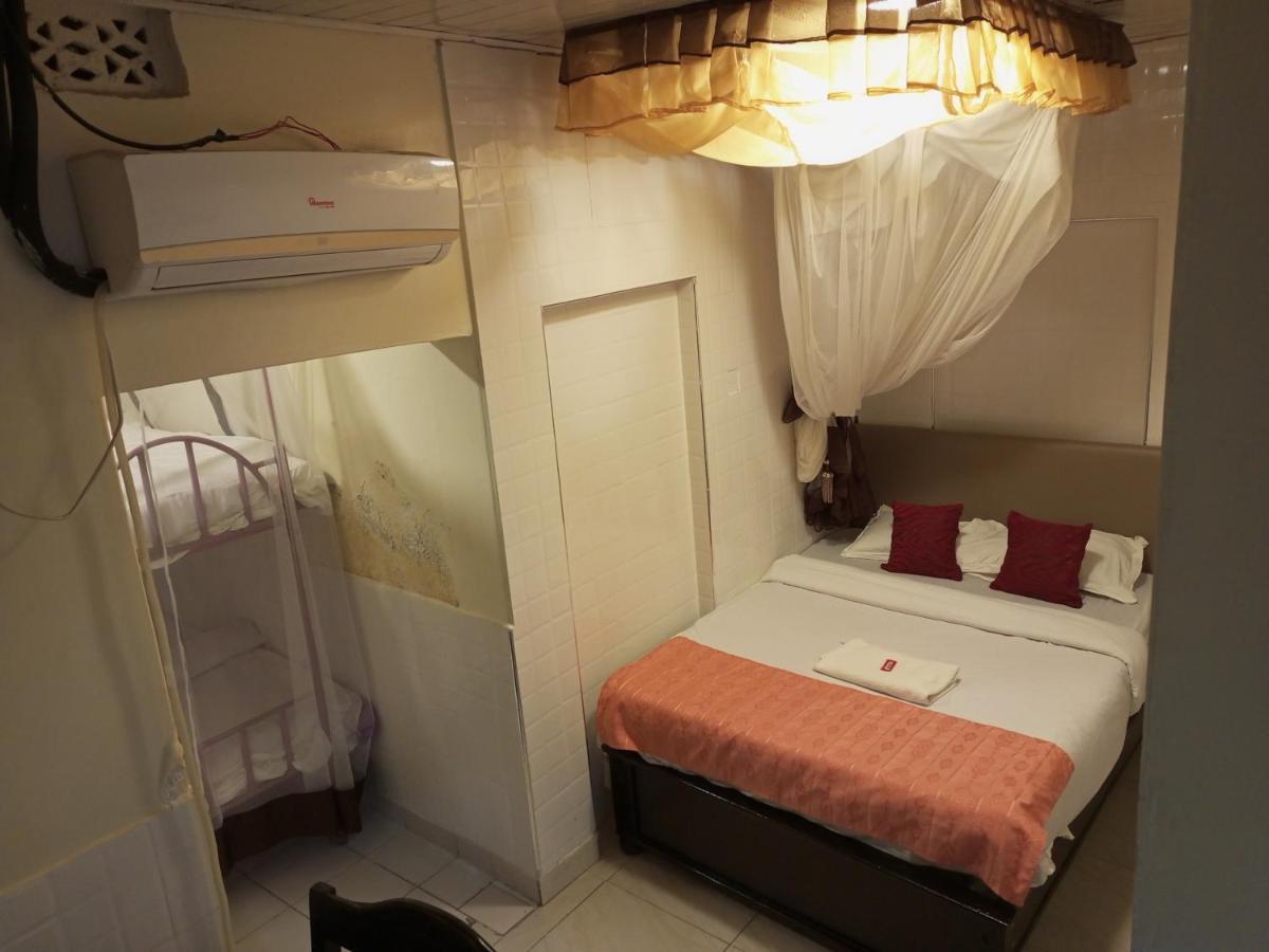 Beach View Hotel - Kisumu Bagian luar foto