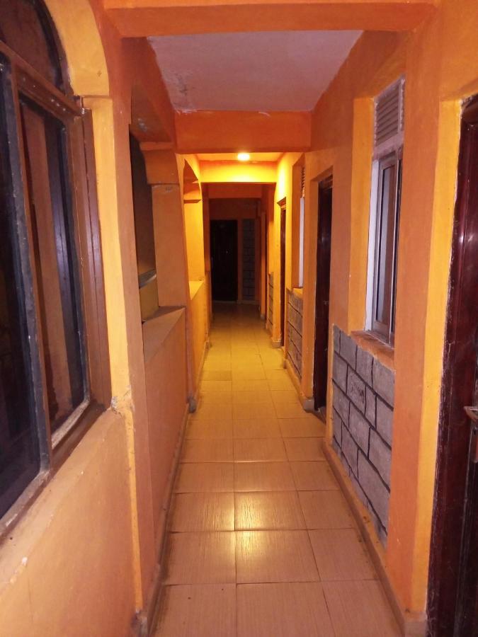 Beach View Hotel - Kisumu Bagian luar foto